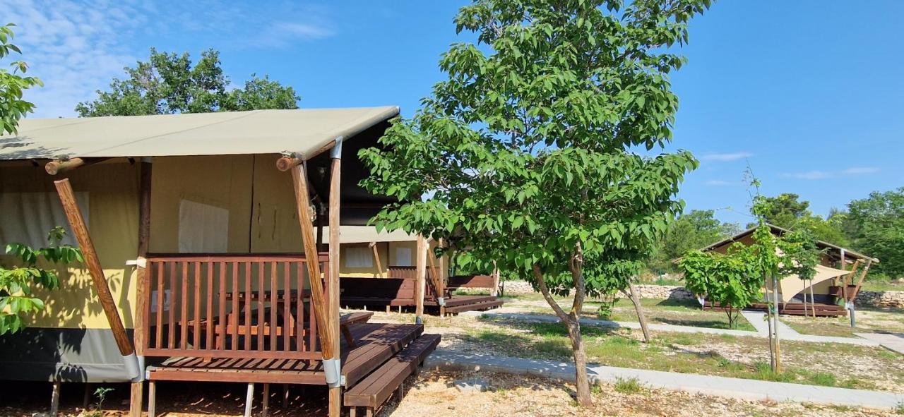 Grande Glamping With Pool Hotel Biograd Na Moru Exterior photo