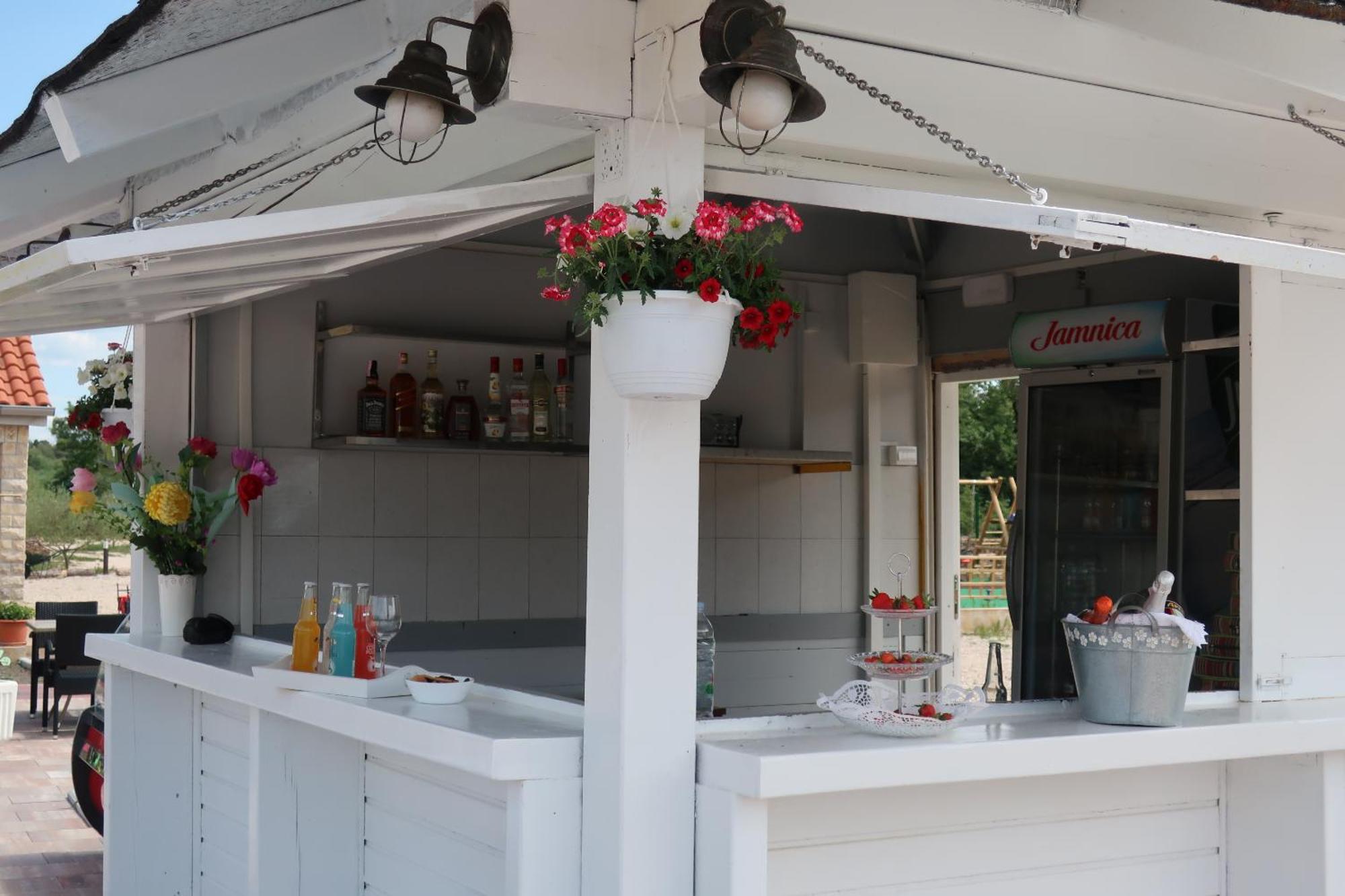 Grande Glamping With Pool Hotel Biograd Na Moru Exterior photo
